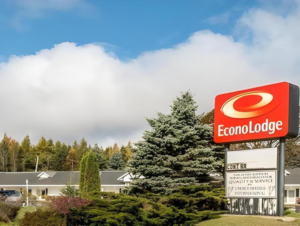 Econo Lodge Lakeshore Manistique Exterior photo