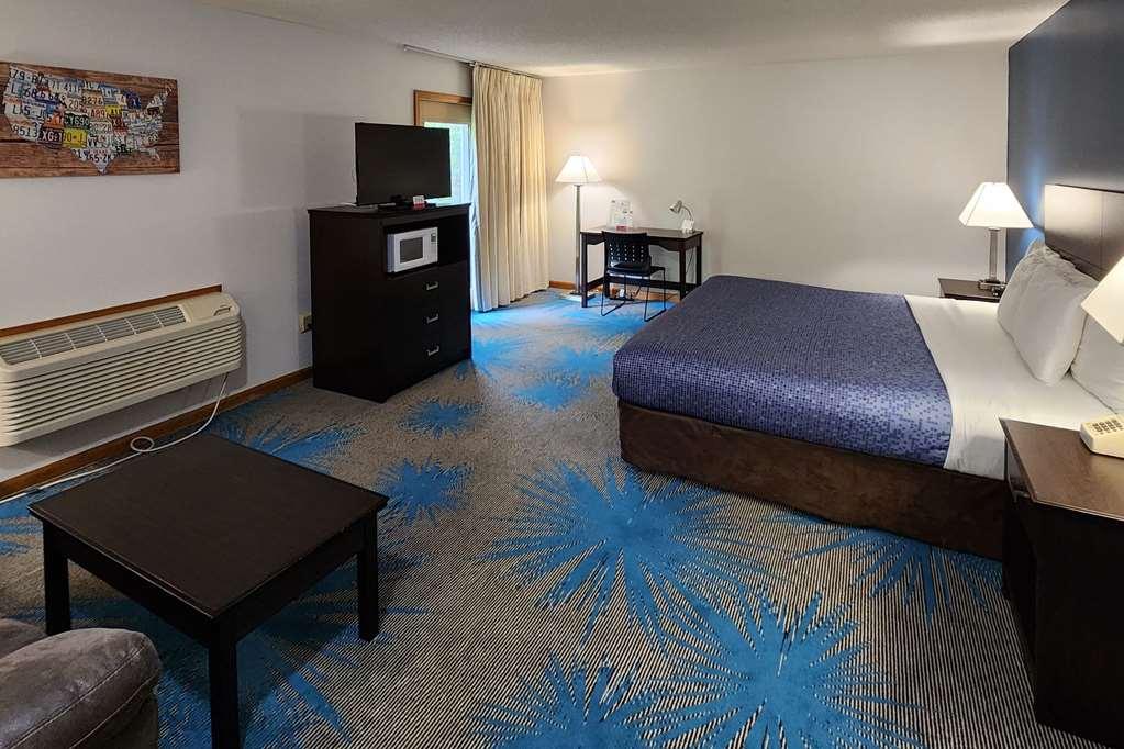 Econo Lodge Lakeshore Manistique Room photo