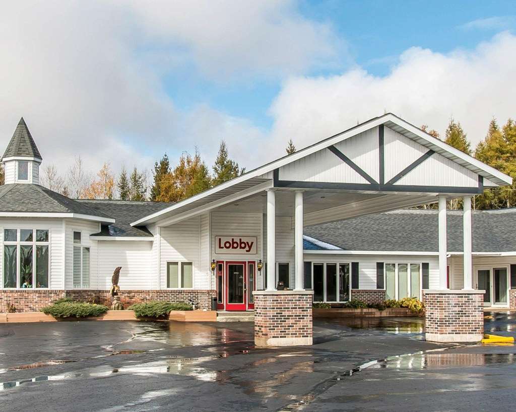 Econo Lodge Lakeshore Manistique Exterior photo